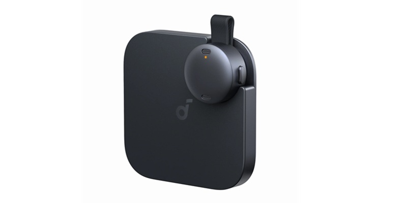 soundcore Work par Anker, dictaphone IA format pièce avec boîtier magnétique